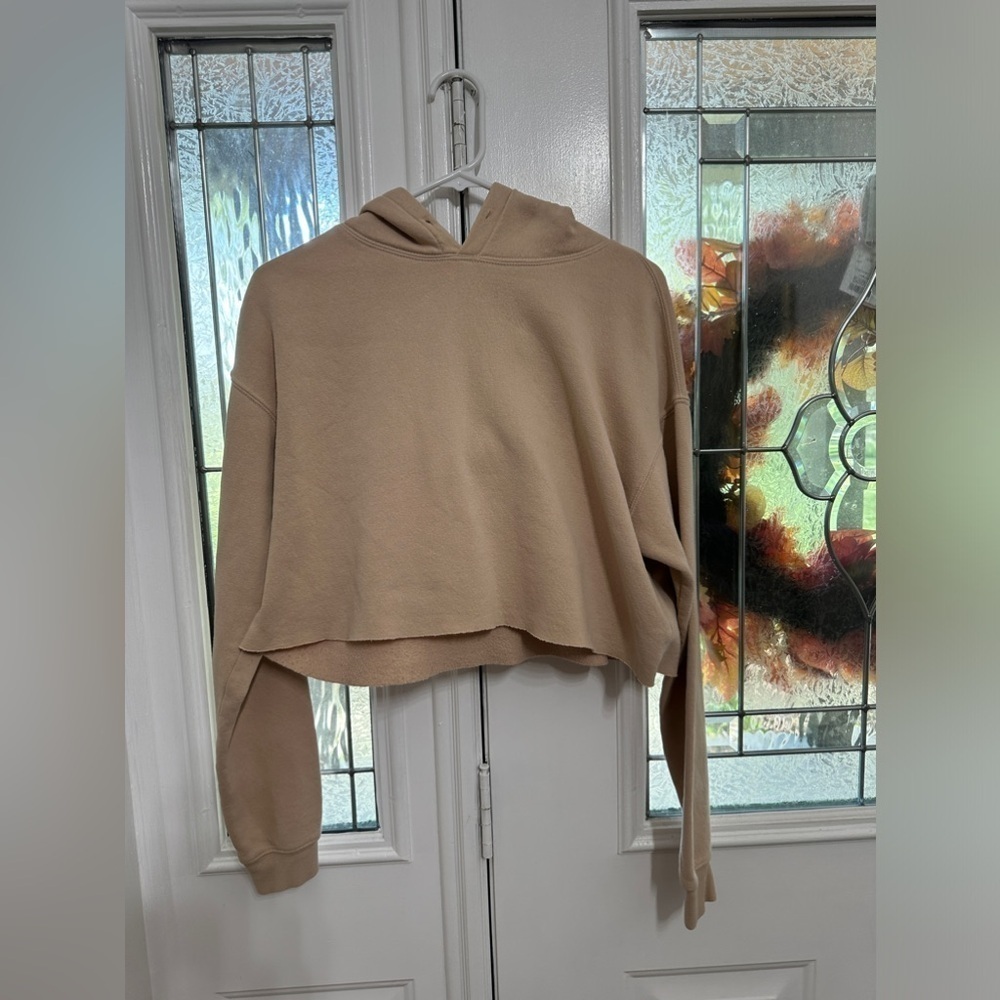 UO Urban Outfitters OUT FROM UNDER Cropped Hoodie Sweatshirt Tan size medium